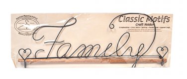 Classic Motifs Family 16 Inch Fabric Holder With Dowel