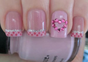 &acirc;�&curren; Handmade Valentines False / Fake Nails &acirc;�&curren;