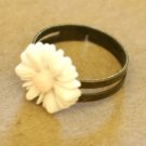 Daisy ring