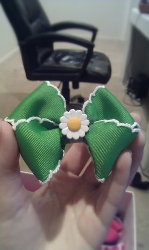 Sunflower green bow