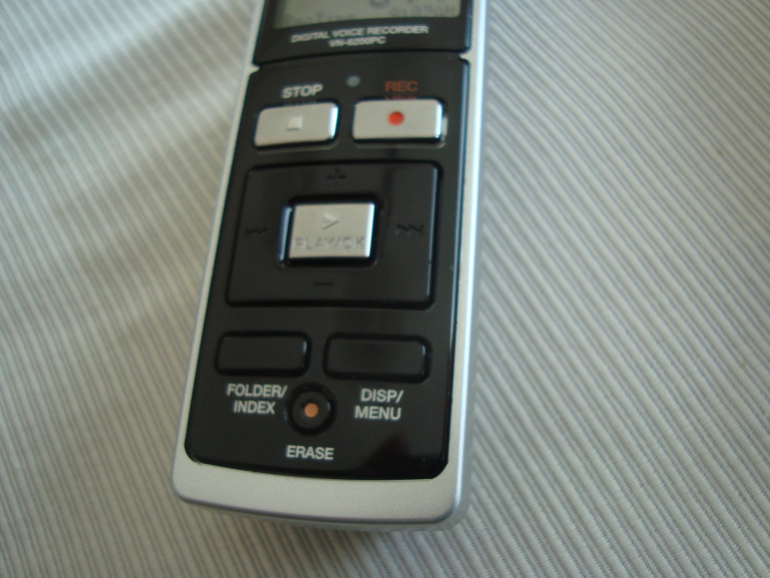 OLYMPUS VN6200PC DIGITAL VOICE RECORDER BLACK & SILVER