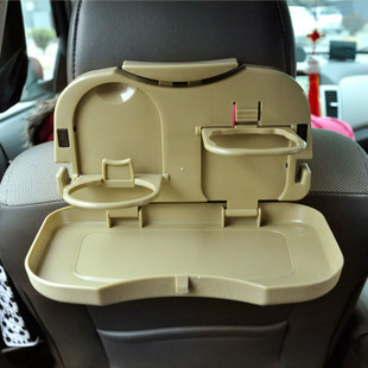 откидной столик на спинку переднего сиденья автомобиля