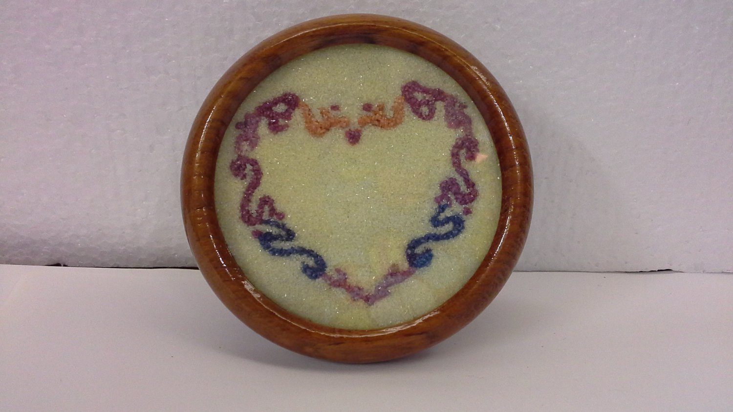 GEM Artwork PICTURE of PURPLE HEART Shape in Wooden Frame Nice Collection Gift