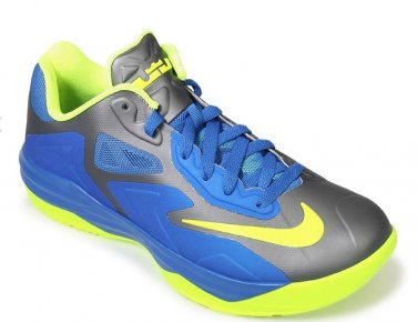 NIKE Lebron ST III Basketball Shoes