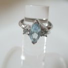 VINTAGE ESTATE 1976 AVON CRYSTAL PALACE RING IN ORIGINAL BOX. SZ 5 NOS (OS02) VINTAGE ESTATE 1976 AVON CRYSTAL PALACE RING IN ORIGINAL BOX. SZ 5 NOS (OS02)