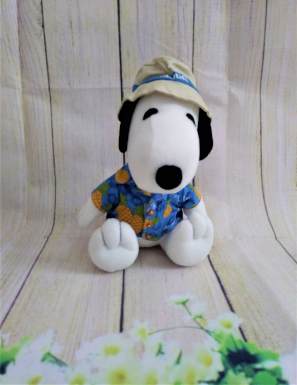 metlife snoopy stuffed animal