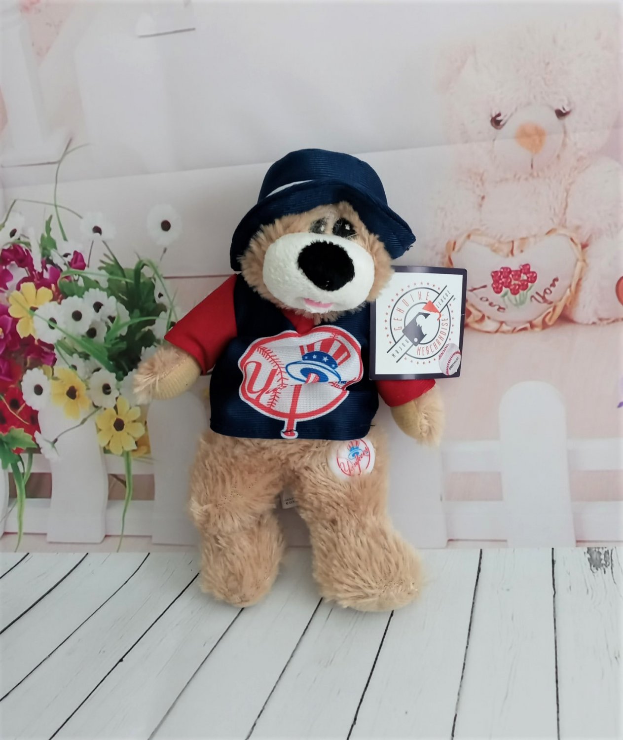 Good Stuff MLB 2012 - YANKEES Brown Teddy Bear with Bucket Hat