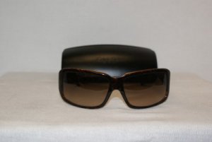 B. New Calvin Klein Brown Sunglasses: Mod. 826 & Case