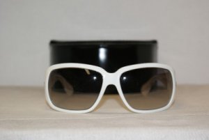 Brand New Marc By Marc Jacobs White Sunglasses: Mod. 083 (0NUQ) & Case