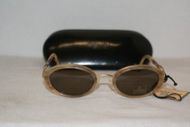 Brand New Fendi 204 Horn Sunglasses: Mod. 204 & Case