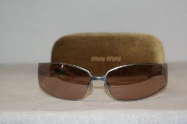 Brand New Miu Miu 55E Silver 1AM-7B1 Sunglasses: Mod. SMU 55E (1AM-7B1) & Case