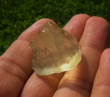 Libyan Desert Glass Meteorite Tektite impact specimen( 84 crt) dimples Real Gem