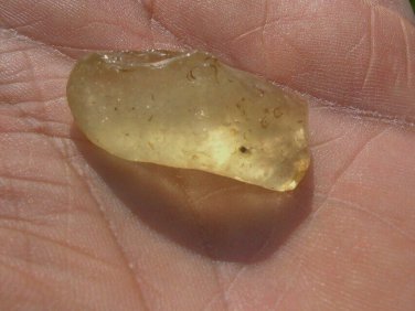 Libyan Desert Glass Meteorite Tektite impact specimen( 33 crt) dimples Real Gem