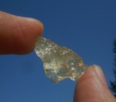 Libyan Desert Glass Meteorite Tektite impact specimen( 14 crt) dimples Real Gem