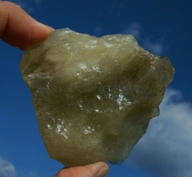 Libyan Desert Glass Meteorite Tektites Impact specimen( 630 crt) dimples DARK