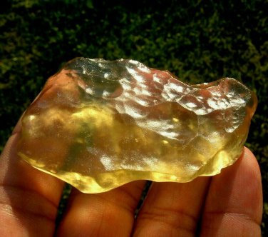 Libyan Desert Glass Meteorite Tektite impact specimen( 260 crt)dimples Real Gem