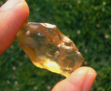 Libyan Desert Glass Meteorite Tektite specimen( 45 crt) cristobalite Green Gem