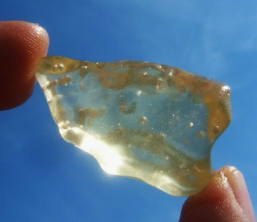 Libyan Desert Glass Meteorite Tektite impact specimen( 80 crt)cristobalite  Gem