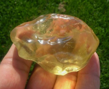 Libyan Desert Glass Meteorite Tektite impact specimen(510 crt)dimples yellow Gem
