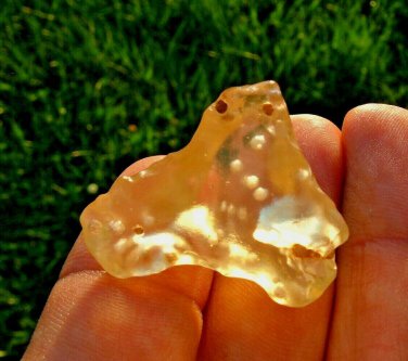 Libyan Desert Glass Meteorite Tektite impact Cintamani(48 crt) cristobalite Gem
