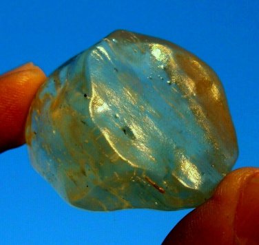 Libyan Desert Glass Meteorite Tektite impact specimen( 225 crt) cristabolite Gem