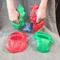 NEW 4 pack Sand toy Sand Shovel Digger green Gator red Lobster Claw beach toy
