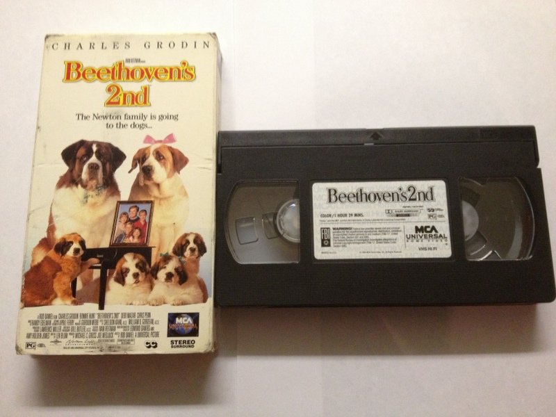Beethoven's 2nd Used VHS tape.