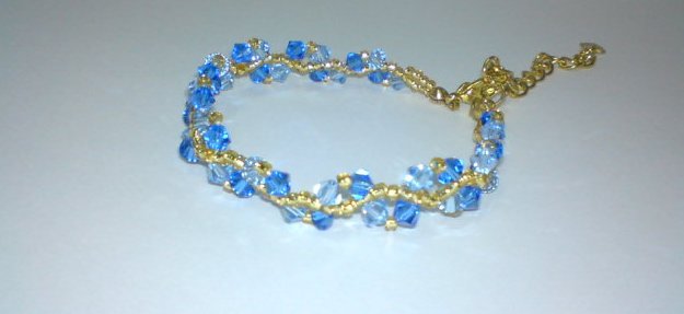 J025