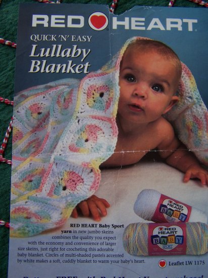 1 Cent USA S&H 1994 Red Heart Crochet Pattern Baby Lullaby Blanket Afghan Leaflet