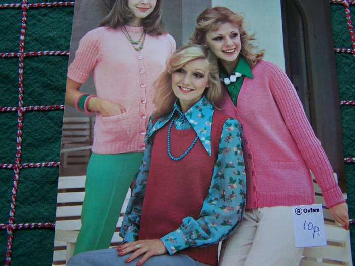 1970's Knitting Patterns 4 All Seasons Womens Classic Twinset Rib Sleeves Slipover Cardigan