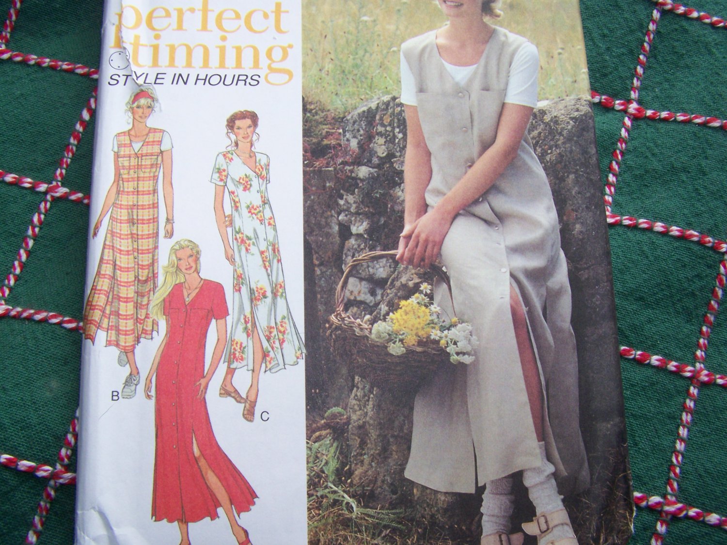 1990s New Style Sewing Pattern 2697 Sleeveless Jumper Dress or Short Sleeve Dress 8-18