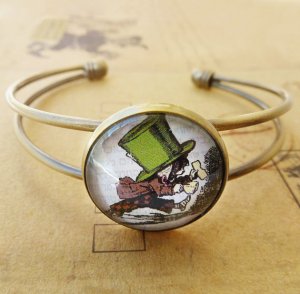A mad hatter Adjustable bracelet bangle (from Alice in Wonderland)