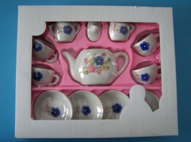 PORCELAIN FLOWERED 12 pc  DOLL TEASET SERVICE FOR 4  NRFB