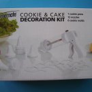 Homemate COOKIE & CAKE DECORATION KIT Cookie Press, Nozzles & Cookie Molds NRFB