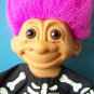 5" RUSS HALLOWEEN SKELETON TROLL DOLL - 9" to tip Long Fushia Hair w/tag on foot