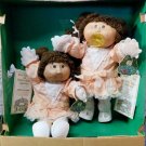 Vintage 1985 CABBAGE PATH KIDS TWIN GIRLS Brunett Brown eyes Pacifier CPK MIB