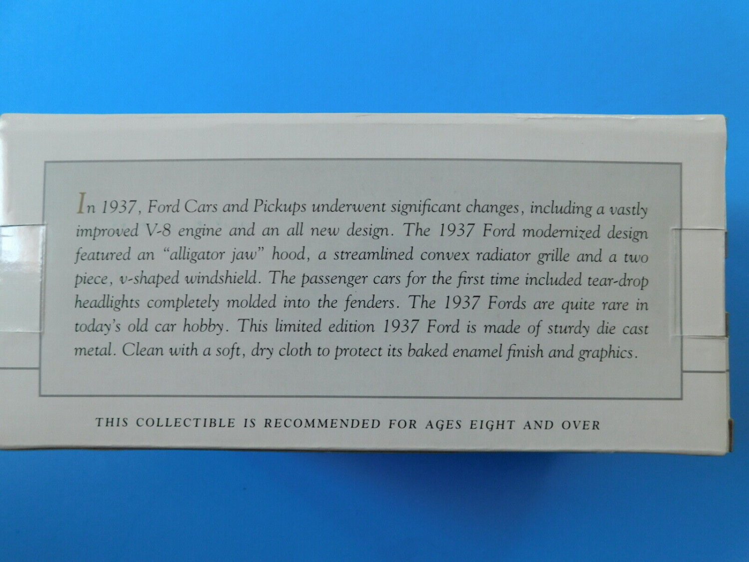 New Holland 1937 FORD SILVER PICKUP TRUCK DieCast SpecCast 1/25 Bank