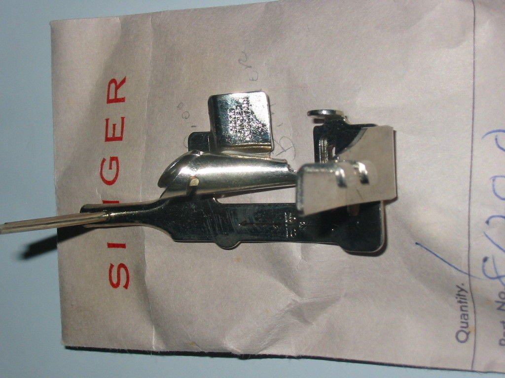 Singer Sewing Machine 81200 Binder Foot with Tape Pins Attachment