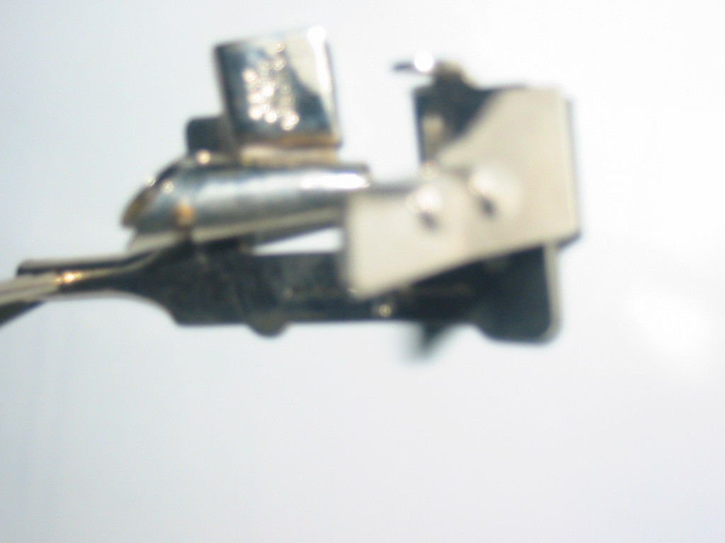 Singer Sewing Machine 81200 Binder Foot with Tape Pins Attachment