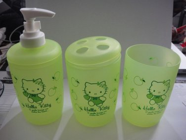 Hello Kitty Bath Accessory Set