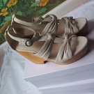 COACH WOMEN BEIGE PLATFORM WEDGE LEATHER SHOES/ SANDALS SZ 9B NWB