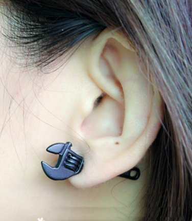 Pair 3D Wrench Spanner Tool Stud Fake Gauge Earrings - Cool Rock Punk Metal Korean Style