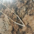 Simple V necklace