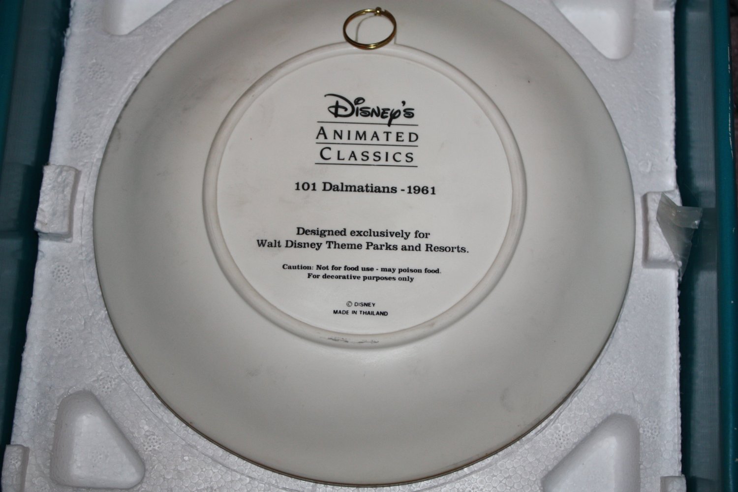 Walt Disney's Animated Classics 101 Dalmatians 1961 3D Bas Relief Plate