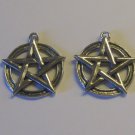 2 Silver Pewter Large Pentagram Charms (qb83)
