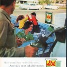 1961 S. & H. Green Stamps Ad "She's smart"