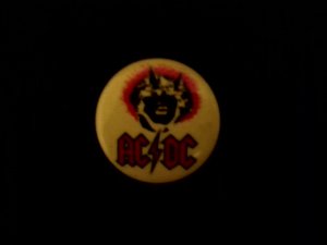 AC DC Angus Young Face New oop '88 UK Tour Pinback