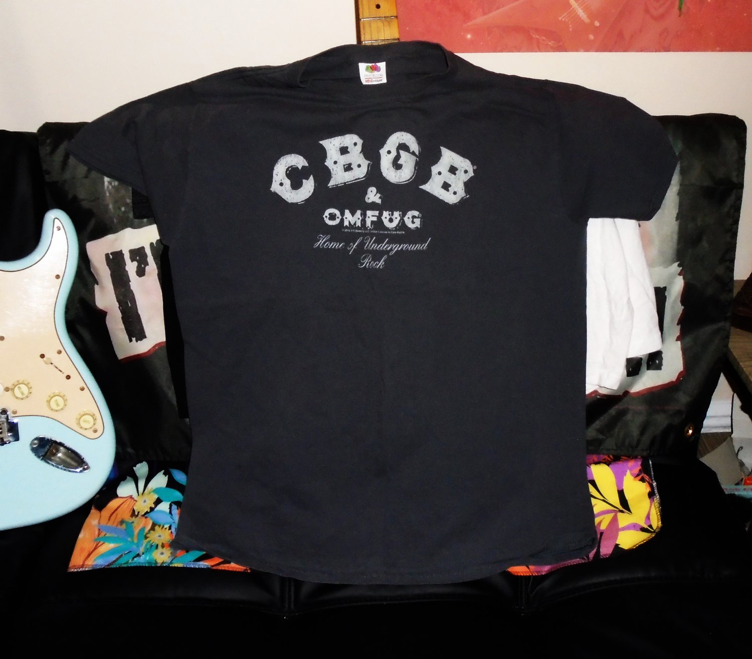 cbgb omfug home of underground rock authentic L tee - punk television