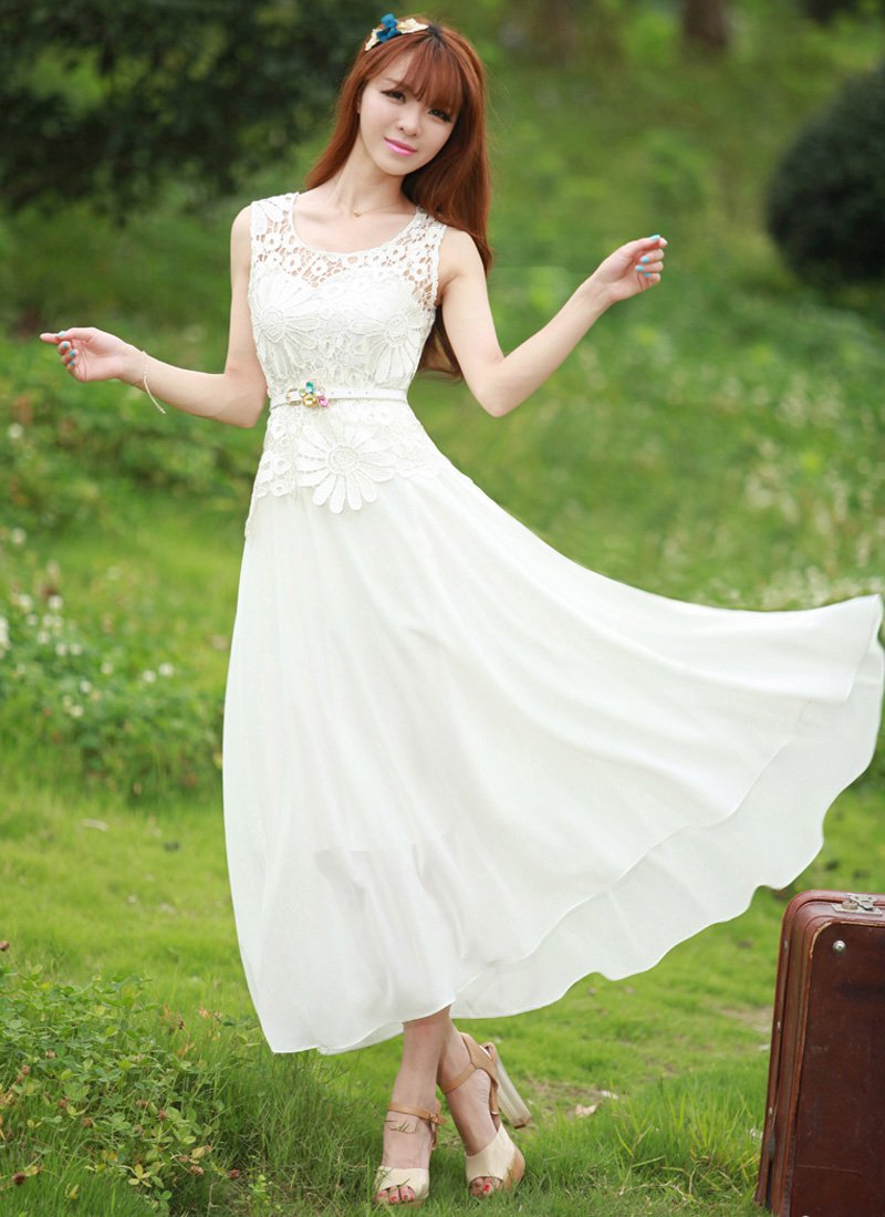White Sunflower Lace Peplum Maxi Dress with Free Slip RM72