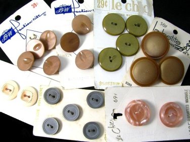 Vintage Button Lot 25 On Cards Le Chic Lansing Pink Green Tan Gray Olive Crafts Jewelry